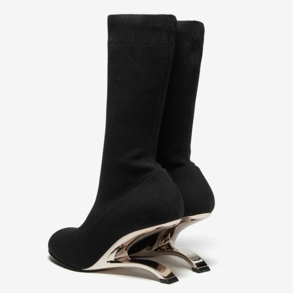 Alexander McQueen 75mm Arc Sock Ankle Boots In Black - Picture 3 of 12